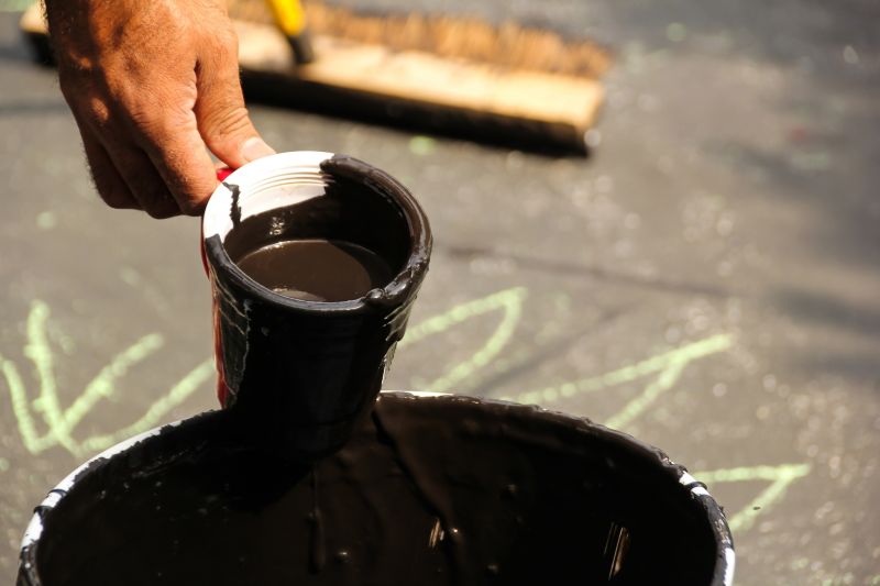 Blacktop Sealcoating