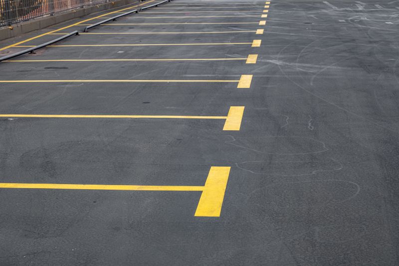 Commercial Parking Lot Sealing in Miami Dade County, FL