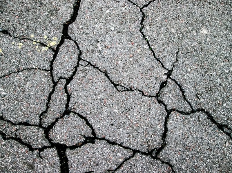 Hot Tar Driveway Sealing in Columbus, OH